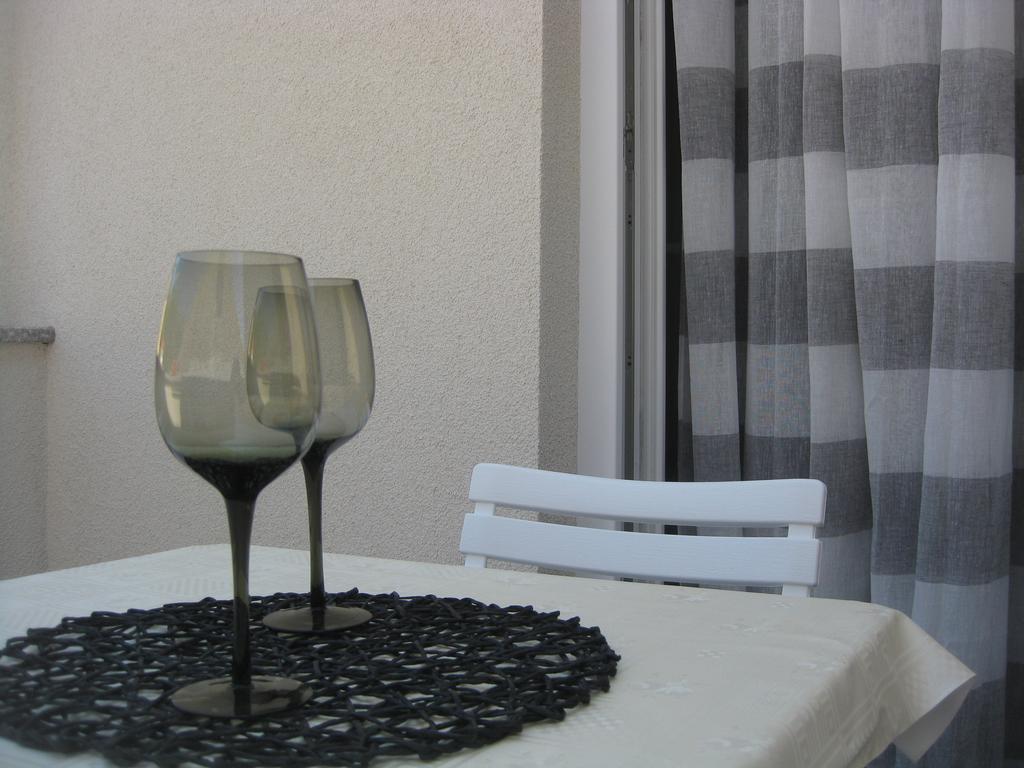 Apartman Jurica Komiza Luaran gambar