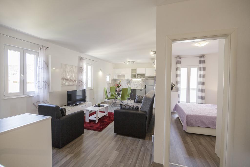 Apartman Jurica Komiza Luaran gambar
