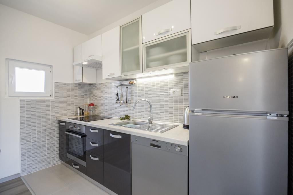 Apartman Jurica Komiza Luaran gambar